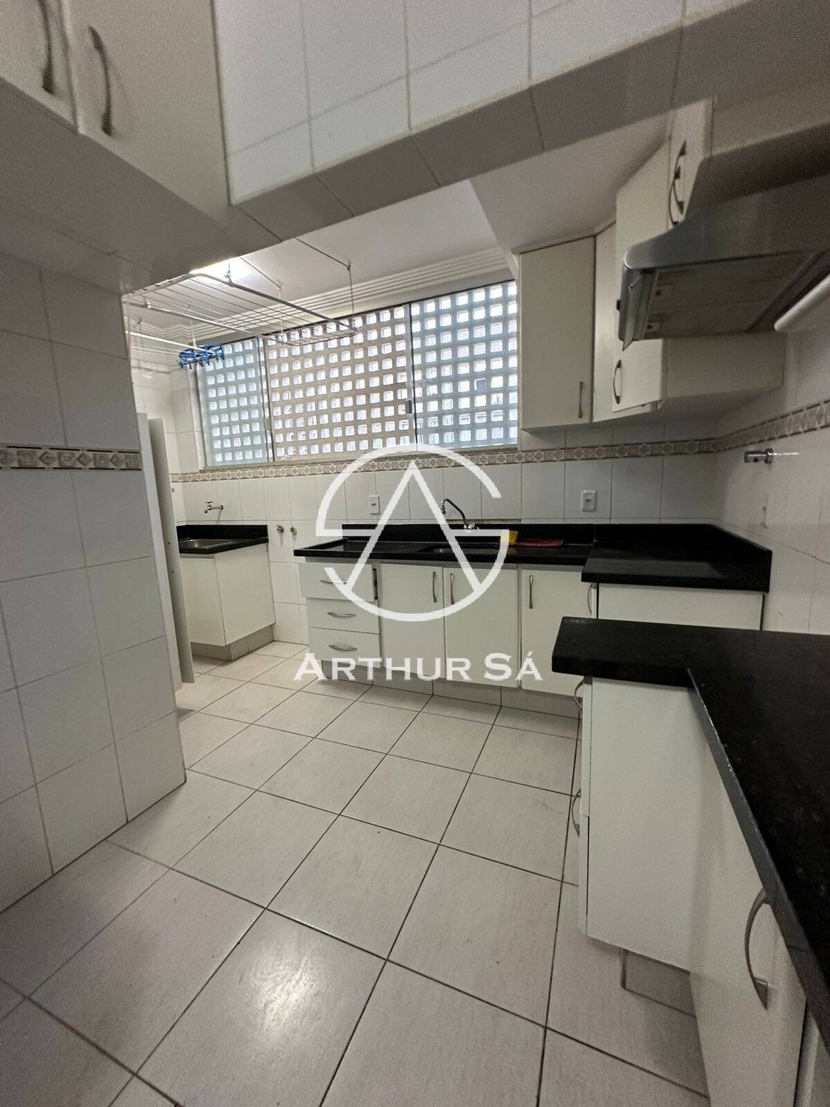 Apartamento à venda com 3 quartos, 95m² - Foto 17