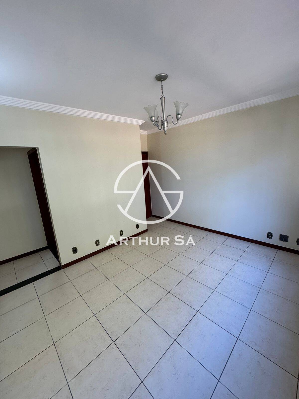 Apartamento à venda com 3 quartos, 95m² - Foto 3