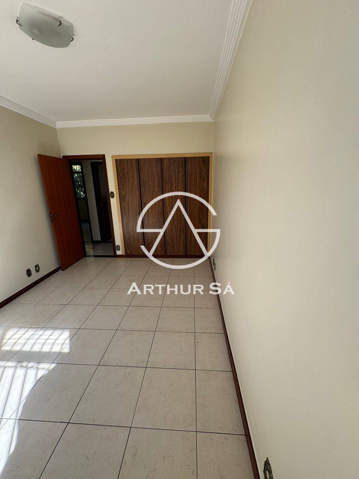 Apartamento à venda com 3 quartos, 95m² - Foto 15