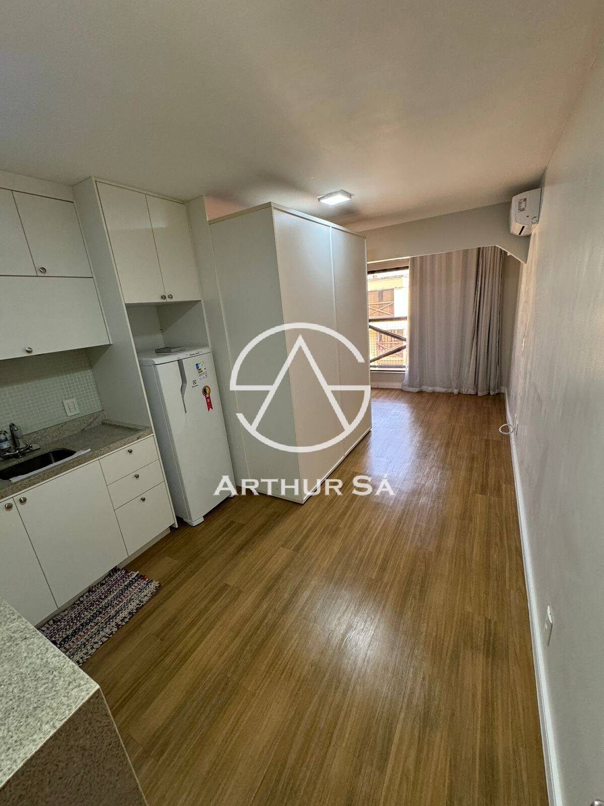 Apartamento à venda com 1 quarto, 33m² - Foto 5