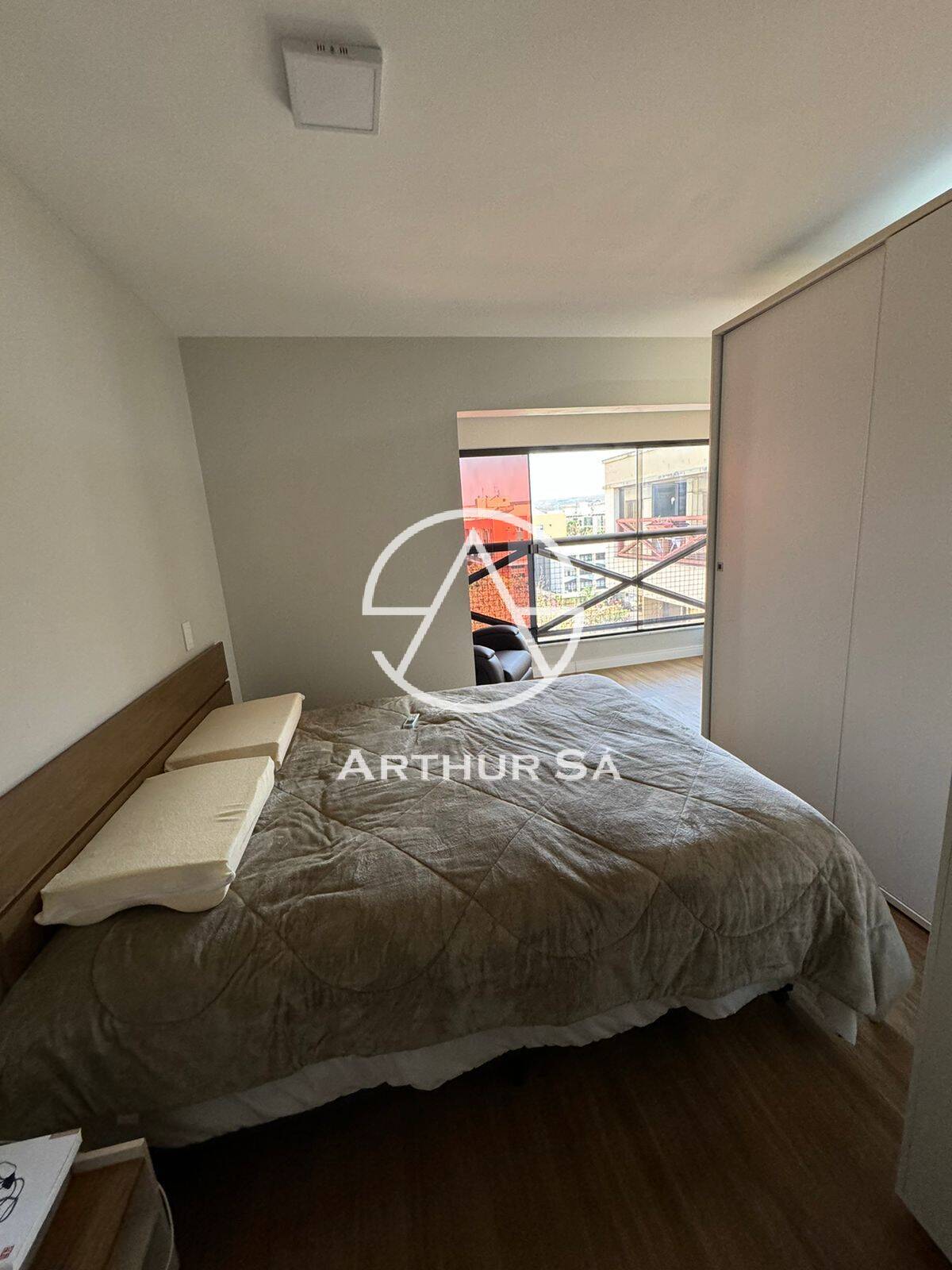 Apartamento à venda com 1 quarto, 33m² - Foto 9