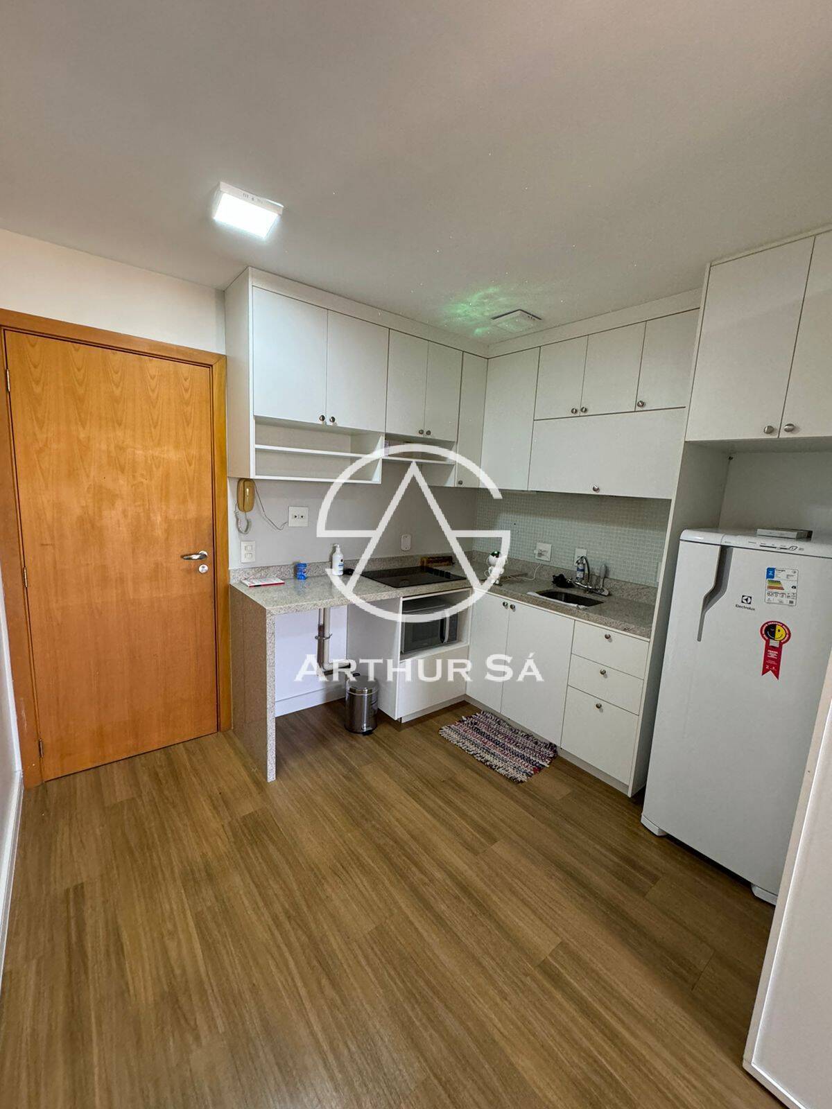 Apartamento à venda com 1 quarto, 33m² - Foto 3