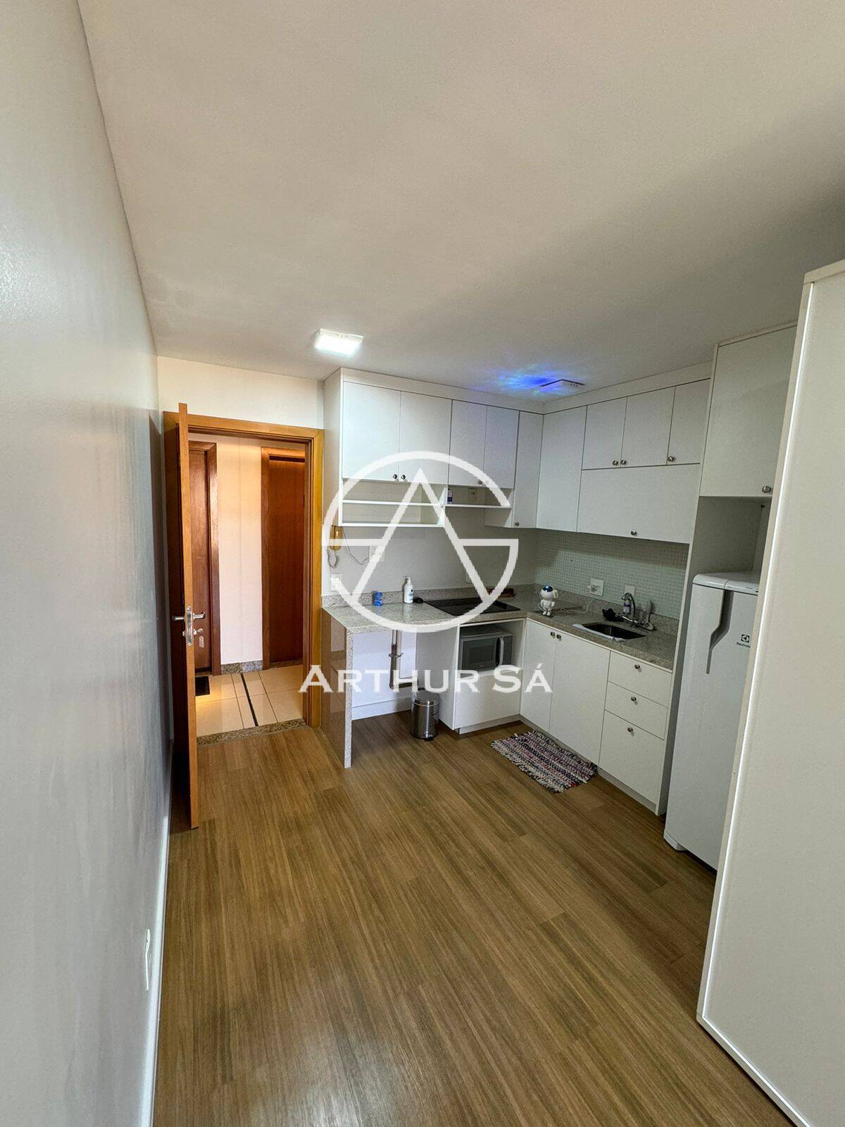 Apartamento à venda com 1 quarto, 33m² - Foto 27