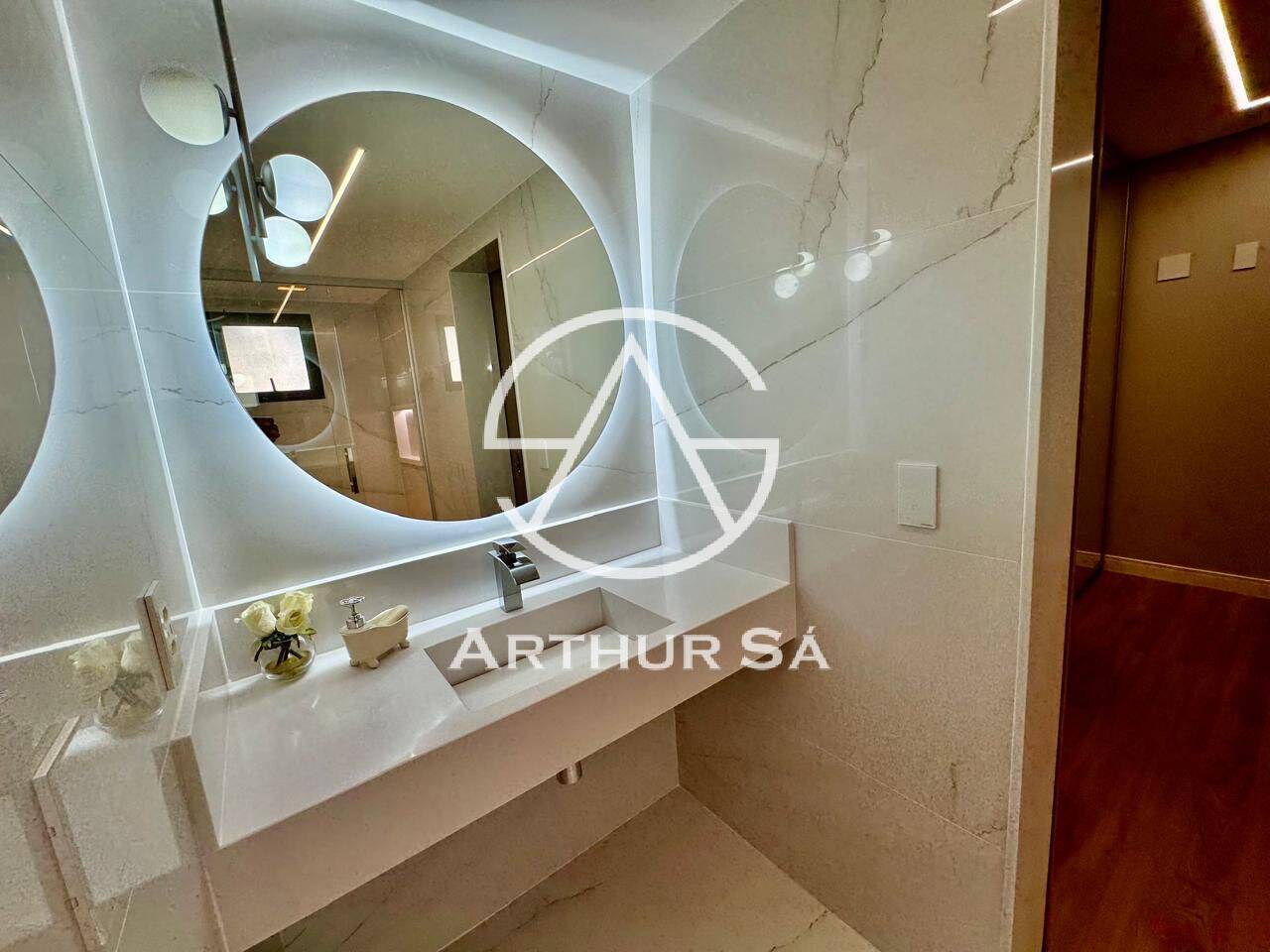 Apartamento à venda com 5 quartos, 147m² - Foto 22